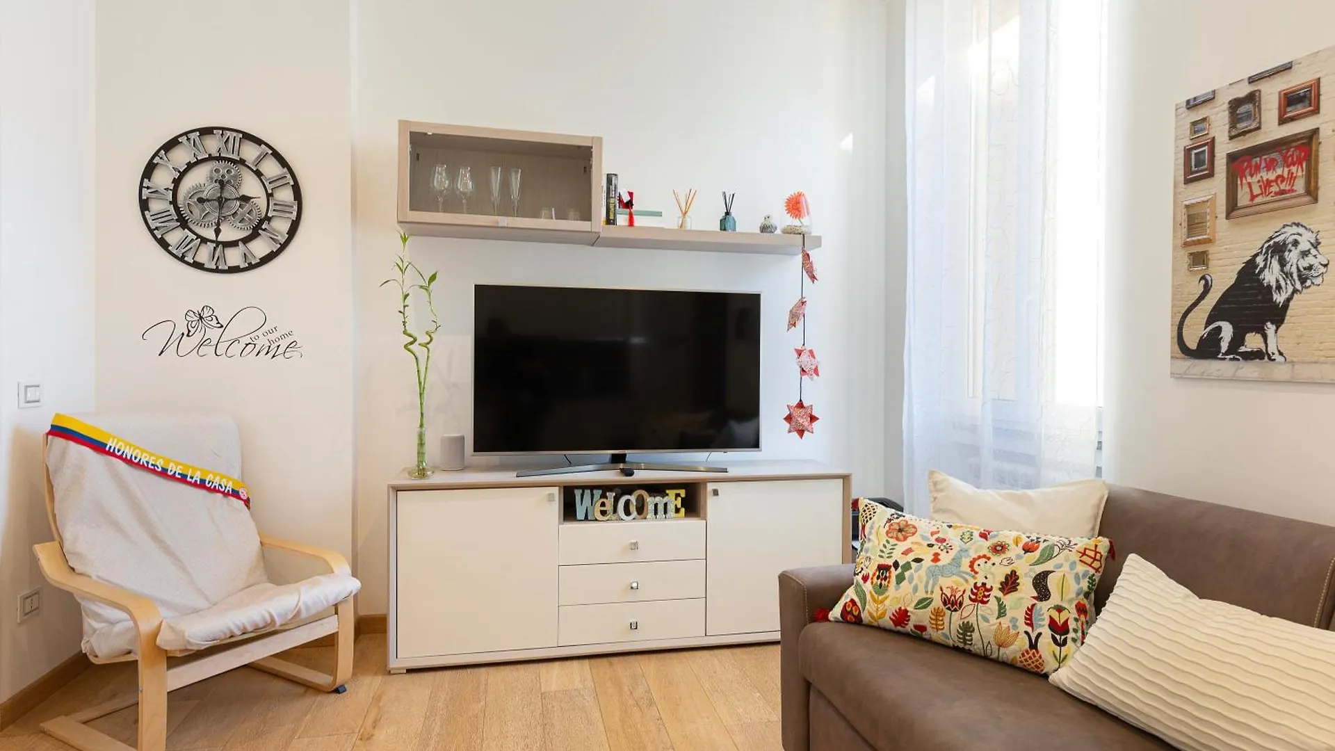 Apartment Nice Flat Milan 50M Station!