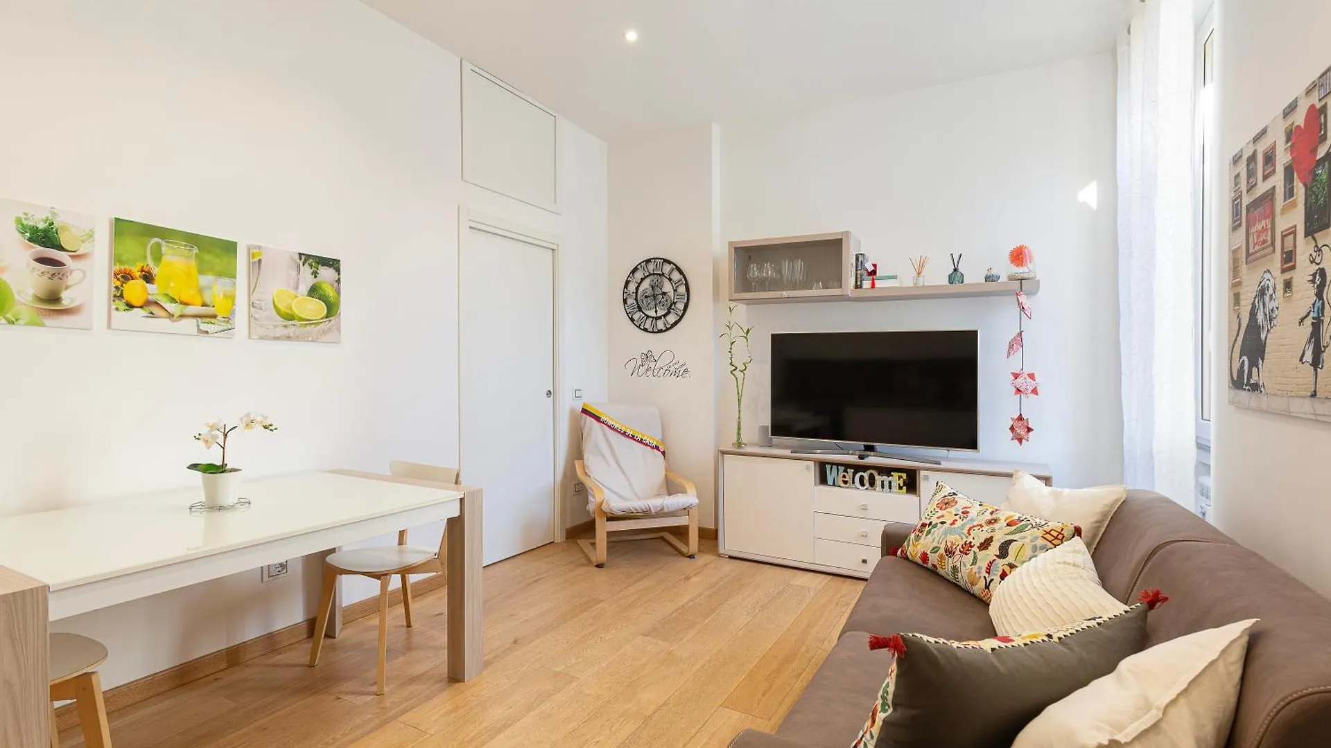 Nice Flat Milan 50M Station! location
